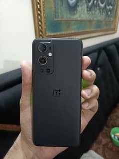 ONEPLUS