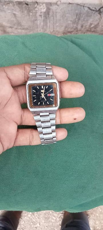 60 year old watch All okay Bast 10/10 my contact number 03160010796 1