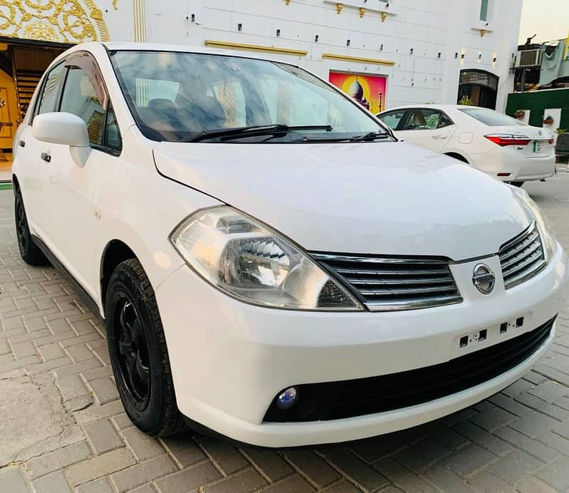 Nissan Tiida 2007 /2012 registration 1