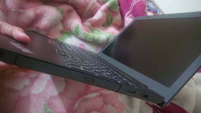 Lenovo Thinkpad | Core i5 5th Generation | Condition 10/10 4