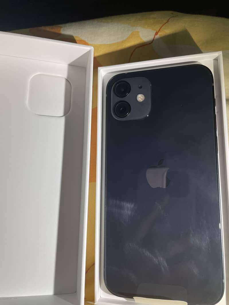 Iphone 12 64GB "BRAND NEW" 1