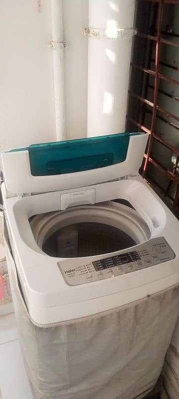 Haier Automatic washing machine. 1