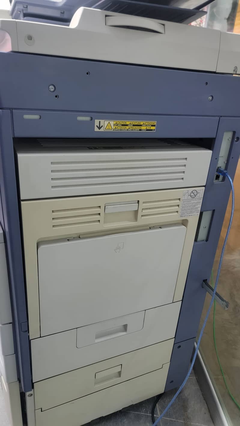 Urgent Sale PhotoCopier 2