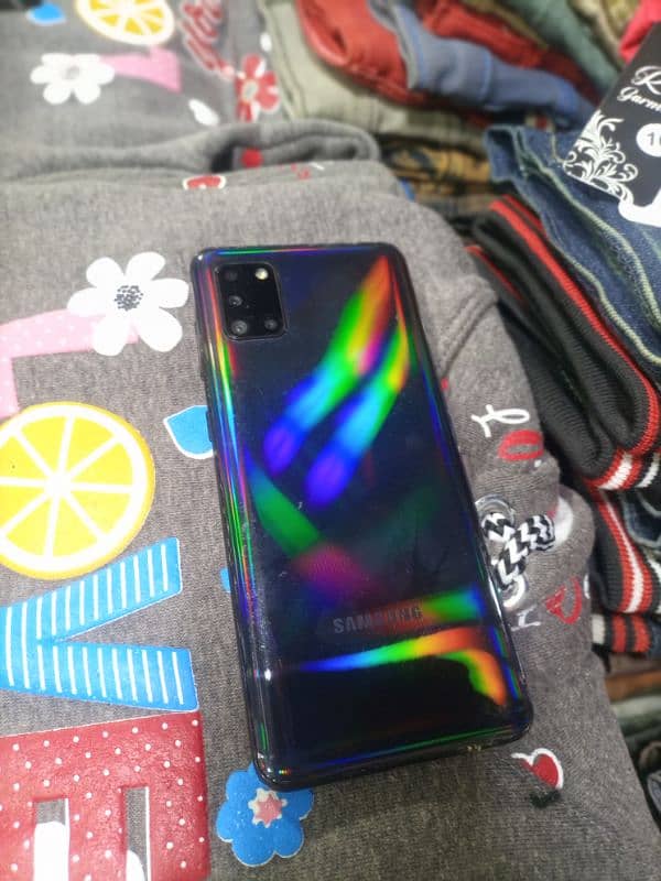 Samsung galaxy A31 4/128 GB . . . . 10/9 Condition 3