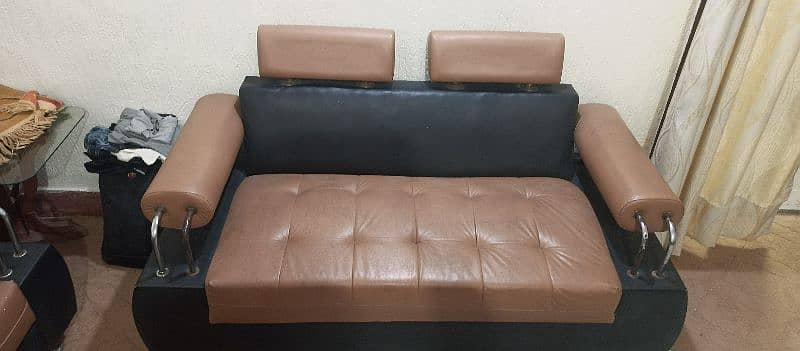 sofa set Leather 7-Seater Sofa Set Behtareen Condition Mein 1