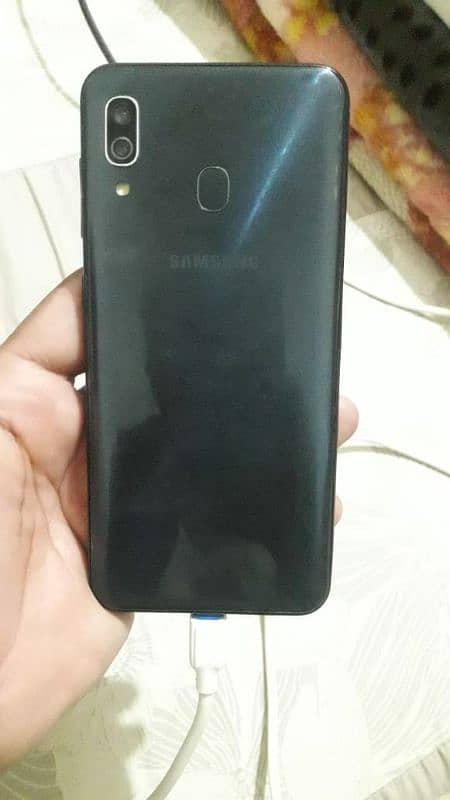 Samsung A 30 1