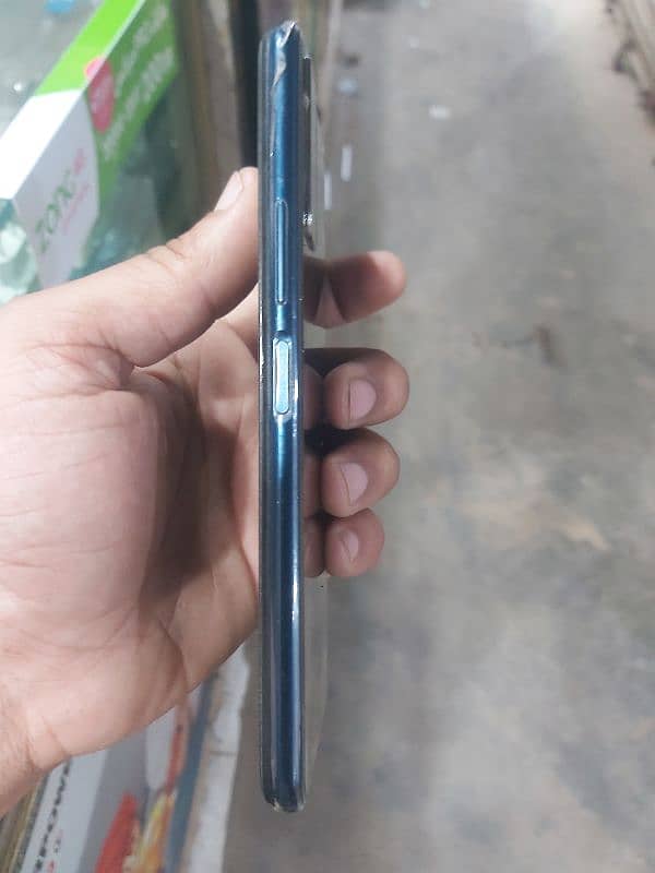 vivo y12s 9.9/10 condition he 3 gb 32 gb he dual sim pta approved he 1