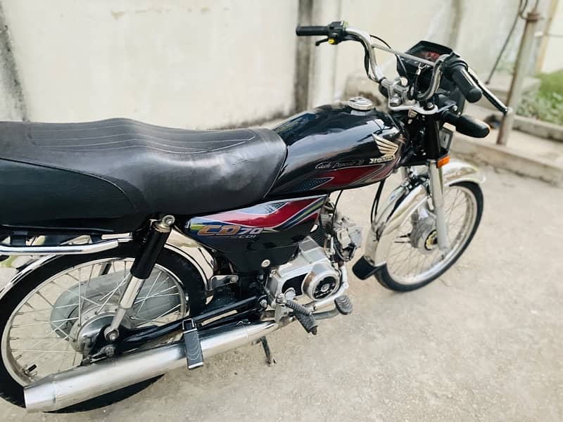 honda cd70 model 2017/2018 condition 10/9 biometric mile g argent sale 0