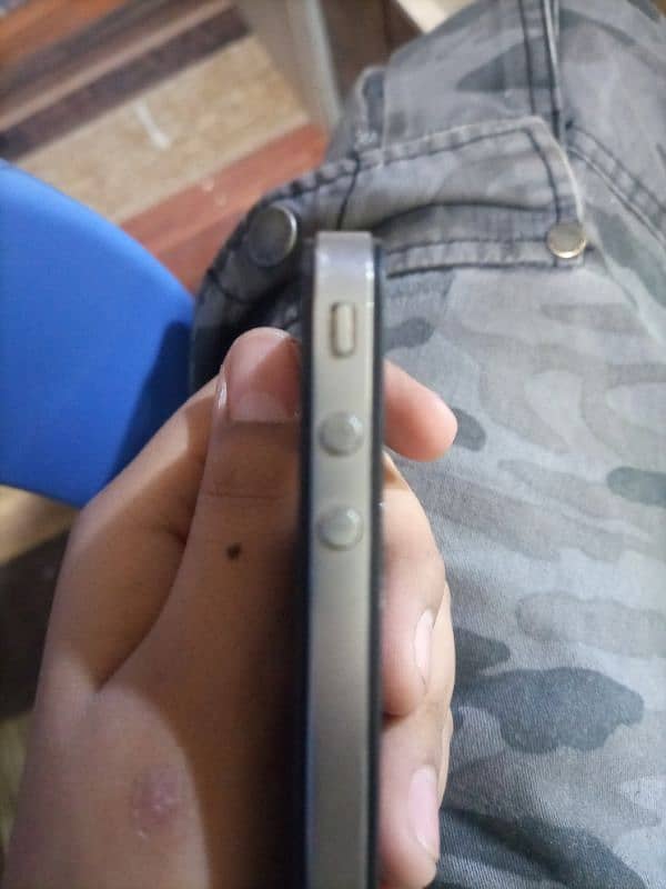 urgent sale iphone 5 0