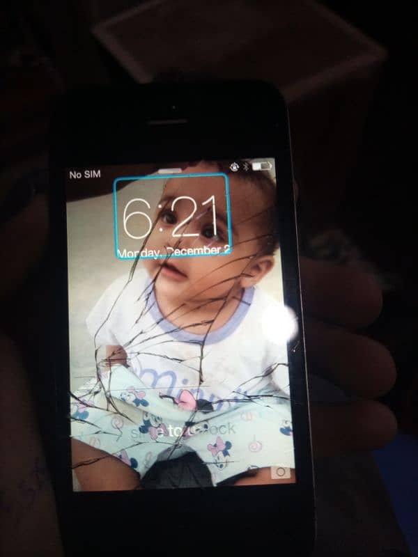 urgent sale iphone 5 4