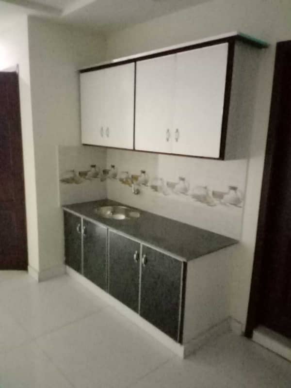 1 Bed Luxury Flat Available For Rent in Sector C Bahria Town Lahore 5