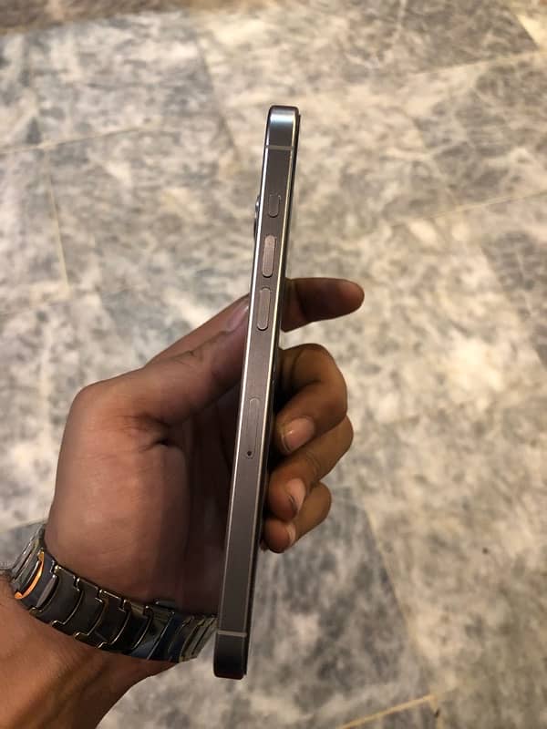 I Phone 15 Pro Max 256 GB PTA 2