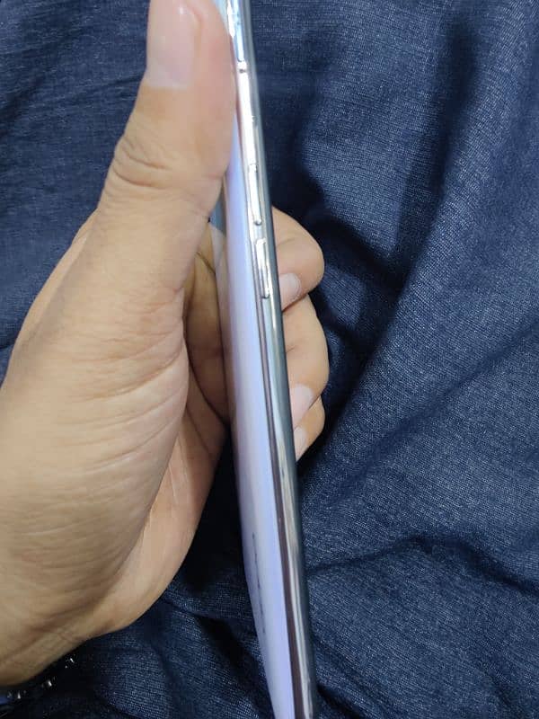 Oppo Reno 3 complete saman 3