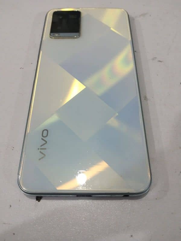 Vivo y21 4/64 with box 6