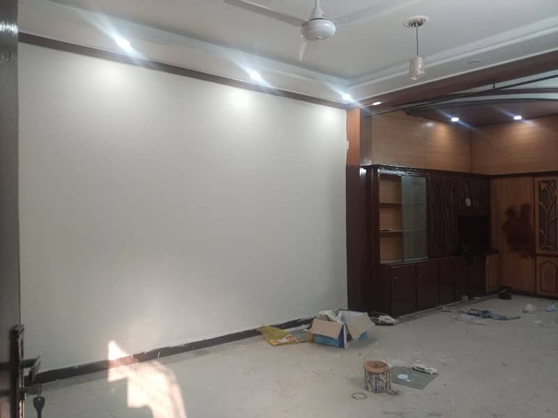 12 marla upper portion is available for rent in johar town lahore 2