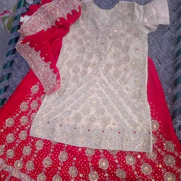 bridal lehnga 0