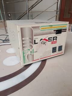 Lazer UPS 2250 W