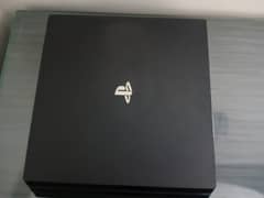 Selling my PS4 pro with one controller