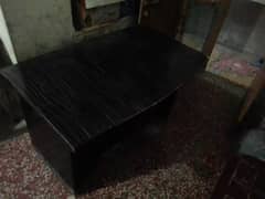 Table for sale good condition ,,whatapp number ,,,03121733464,,,