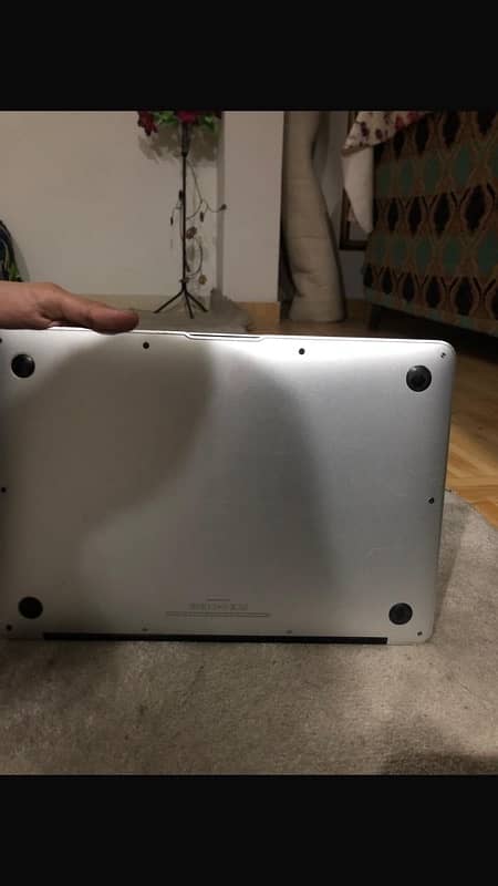 MacBook Air laptop 4