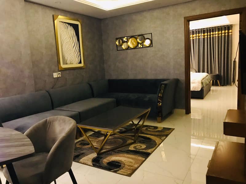 Budget-Friendly Luxury: 1-Bedroom For Rent On Per Day Bahria Town Lahore 3