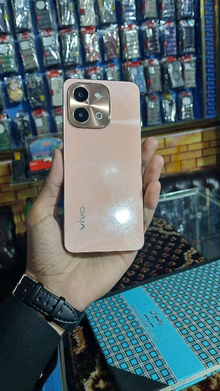 vivo y28 8+128,only 20 day use 2