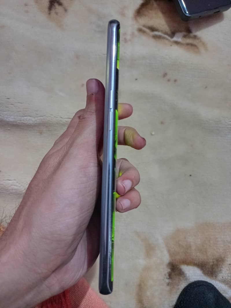 Oppo Reno 6 Pro 5G 2