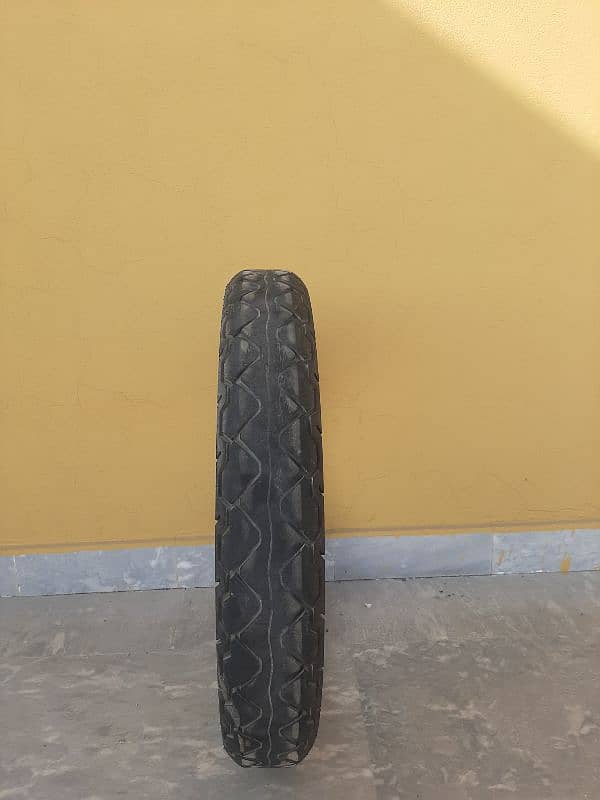 yamaha ybr 125 original service tyres with tubes 2