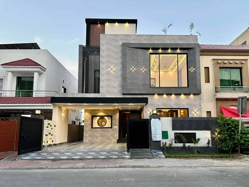 1 Kanal Full House Brand New For Rent 0