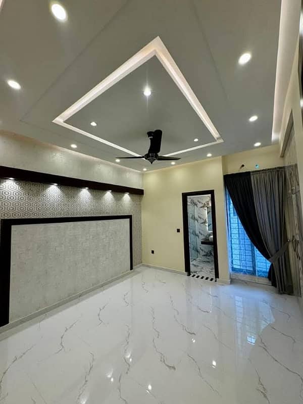 1 Kanal Full House Brand New For Rent 7