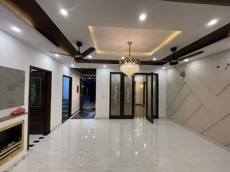 1 Kanal Full House Brand New For Rent 8