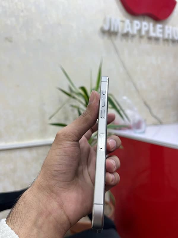 iphone 15promax factory unlocked 2