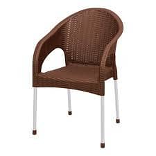 Plastic chair with Iron legs