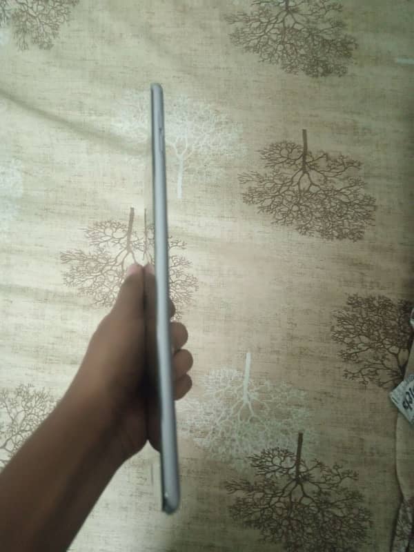 iPad mini 4 4