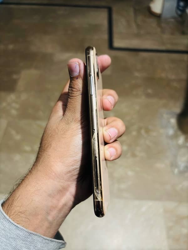 iphone xs gold dual pta approved 4