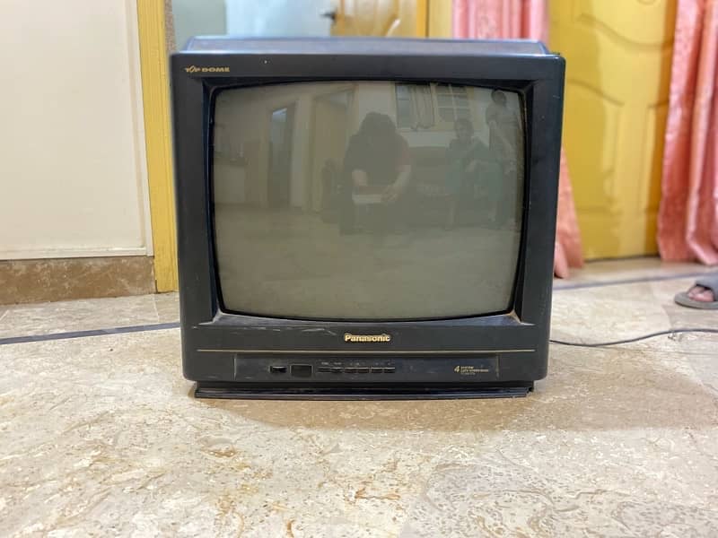 PANASONIC TV FOR SALE  ( Price negotiatable) 1