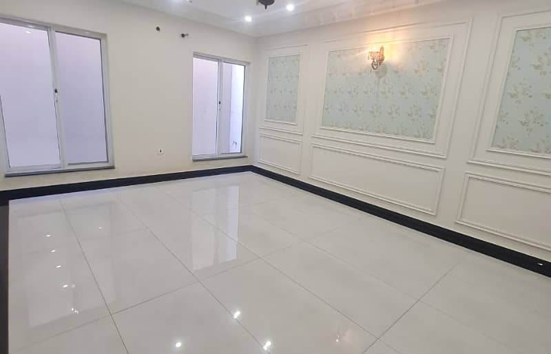 1 Kanal Full House Available Rent In DHA Phase 6 Lahore 24