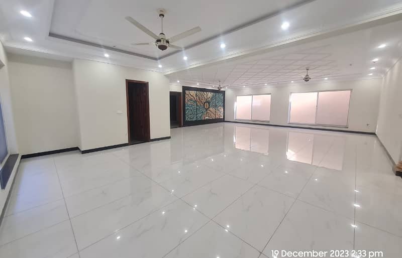 1 Kanal Full House Available Rent In DHA Phase 6 Lahore 26