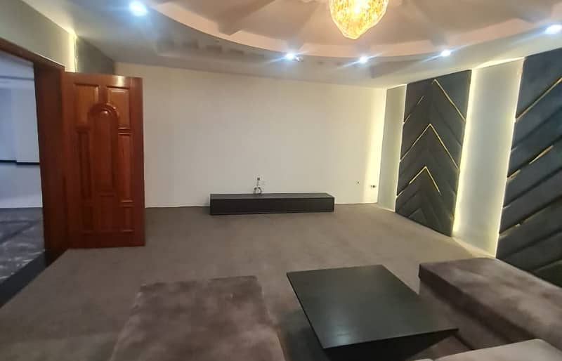 1 Kanal Full House Available Rent In DHA Phase 6 Lahore 29