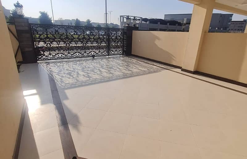 1 Kanal Full House Available Rent In DHA Phase 6 Lahore 35