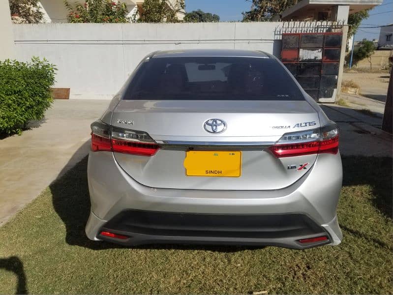 Toyota Corolla Altis 2022 5