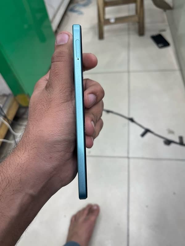 OPPO A78 0