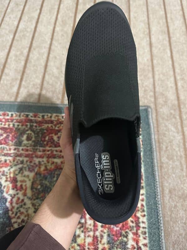 10/10 Original Skechers message fit slip ins comfortable shoes 4