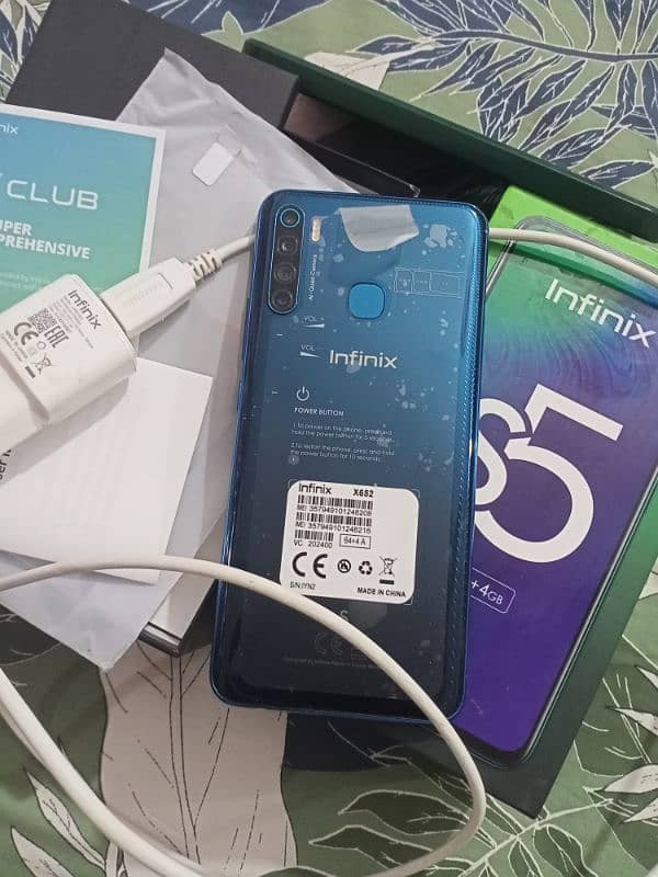 Infinix S5 4/64 box charger 2