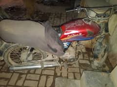 cdi Honda 2009 model pepar Mai Sirf ranig paig hai or owner ki nic