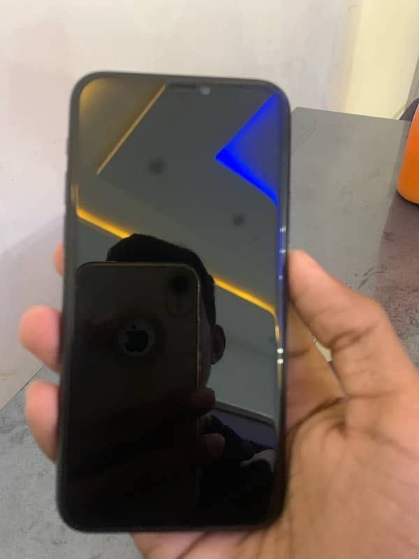 iPhone 11 Pro non pta BAs panel change Baki all ok whatapp 03194931479 0