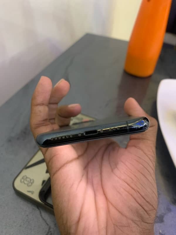 iPhone 11 Pro non pta BAs panel change Baki all ok whatapp 03194931479 3