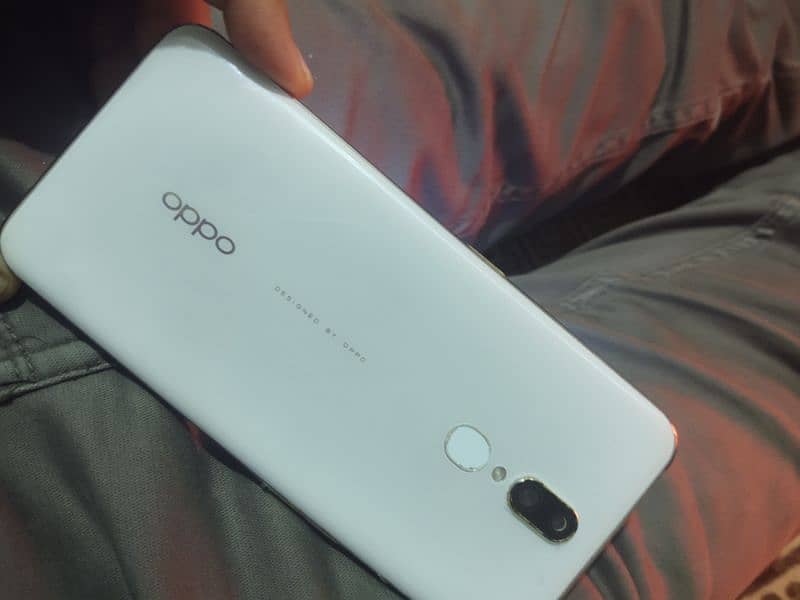 Oppo F11 8GB 256GB 1