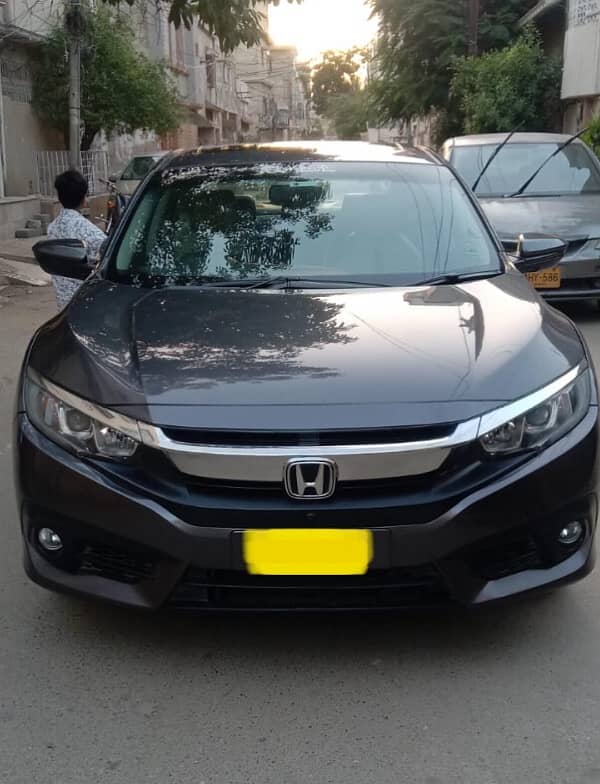 Honda Civic Oriel 2017 0