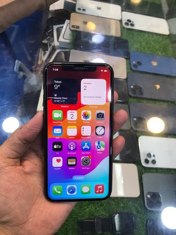 iphone 11 pro 6